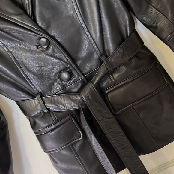 Womens Wilson’s leather jacket with tie - Picture 3 of 12